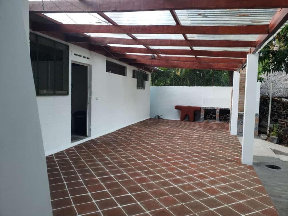 Hostal Tia Reyna El Zonte Kültér fotó