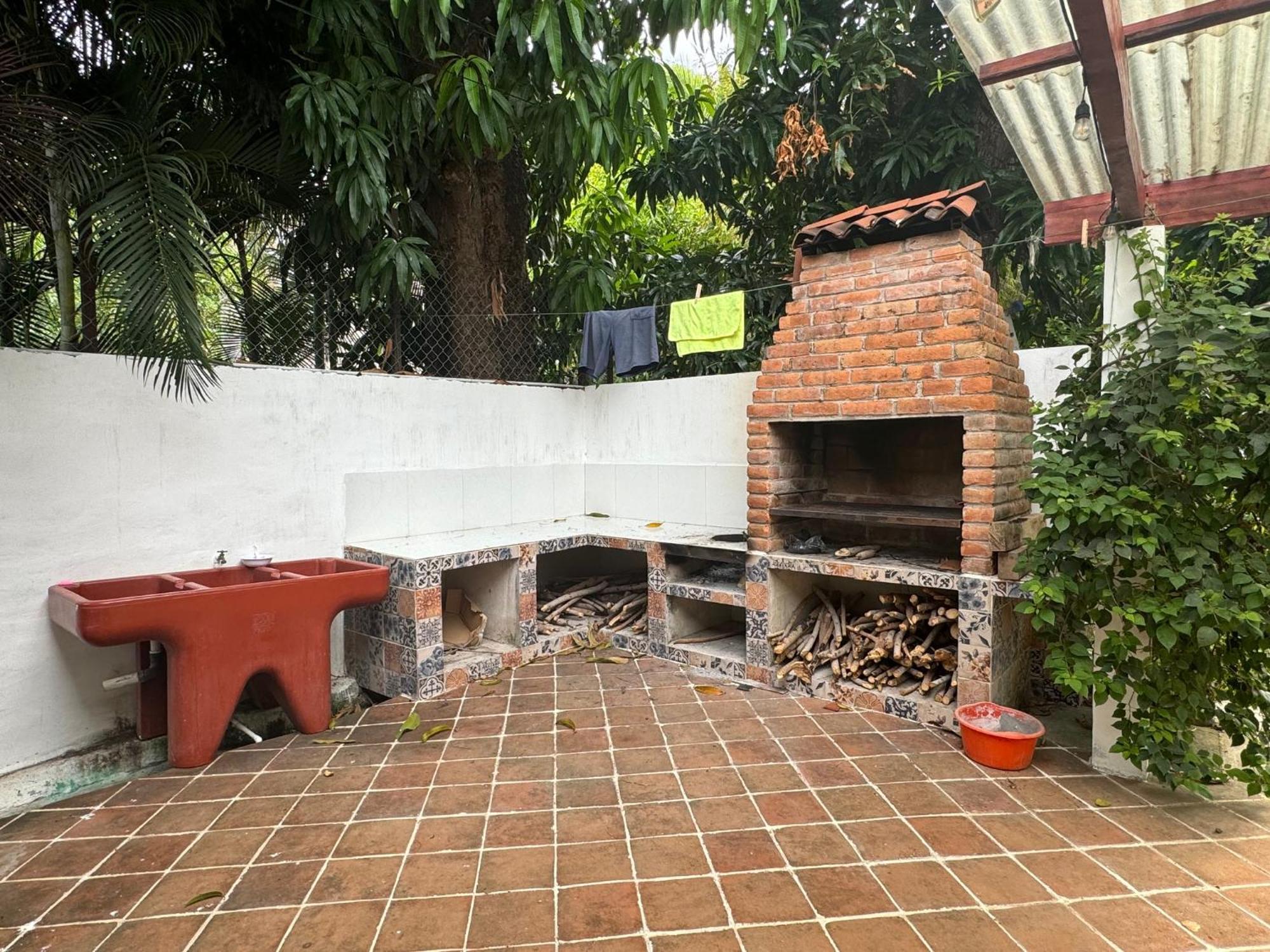 Hostal Tia Reyna El Zonte Kültér fotó